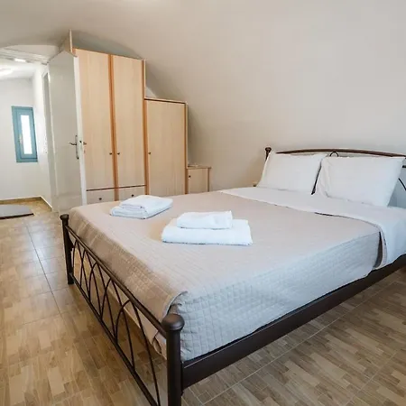 Aura Santorini - The By μρs Сasa de vacaciones