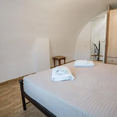 Сasa de vacaciones Aura Santorini - The By μρs